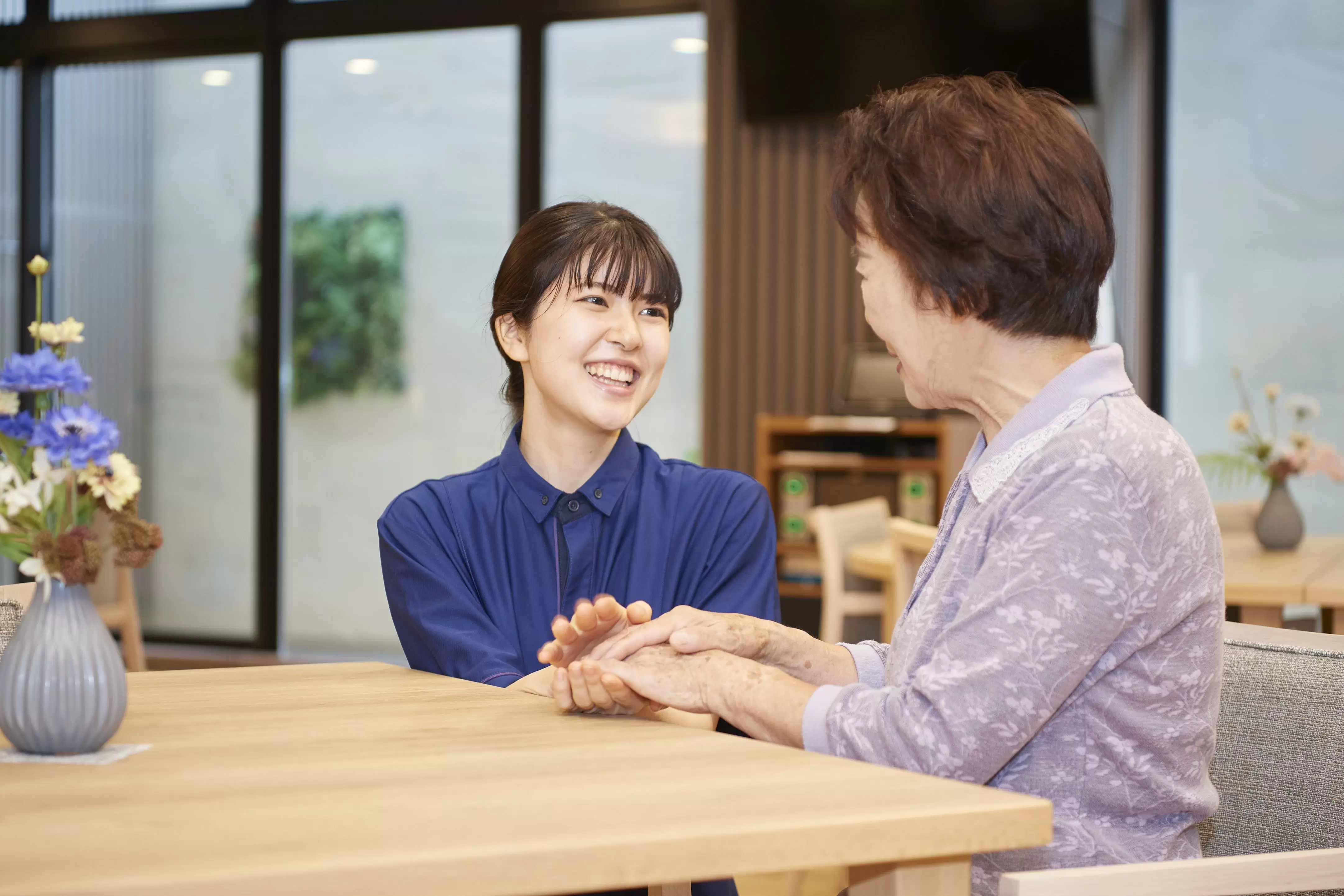 [スタッフ同士の連携の様子]